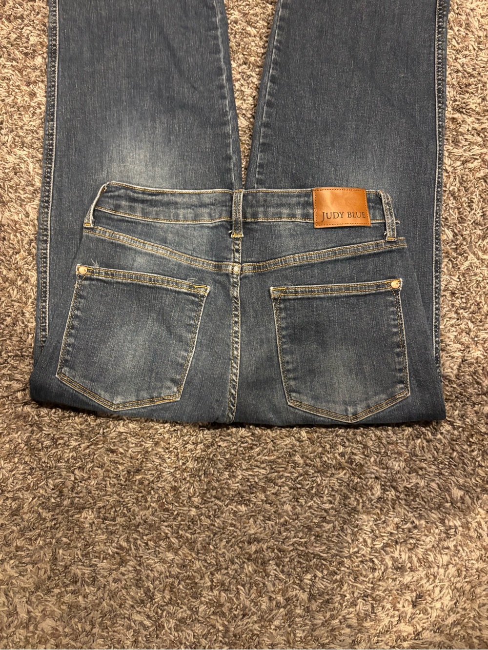 Judy Blue Light-Mid Wash Wide Crop Jeans